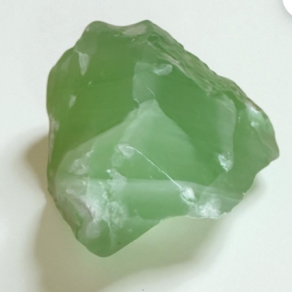 Green calcite crystal Calming and renewal - Picture 7 of 9